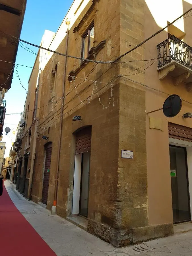 Casa Nobiliare Scuderi Apartment Mazara del Vallo